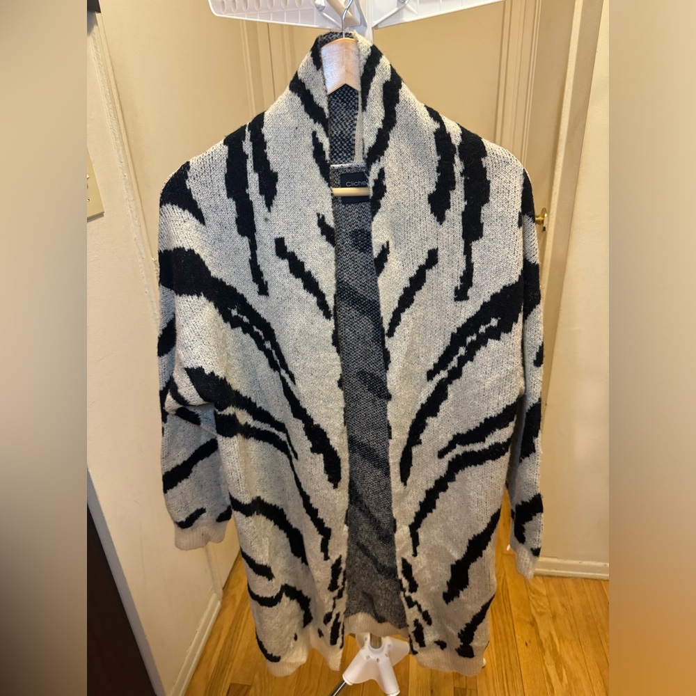 EUC Cliche couture tan and black zebra print long duster sweater. Size small